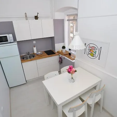 アパート Downtown Tango *