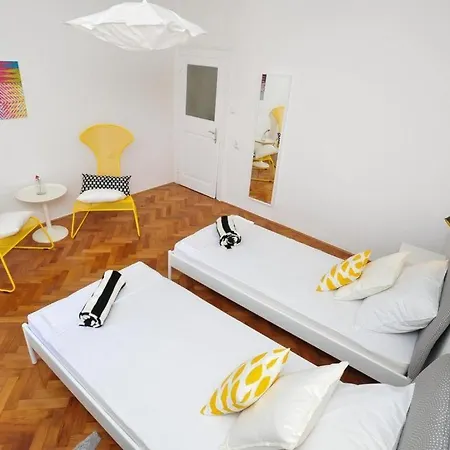 Downtown Tango شقة زادار